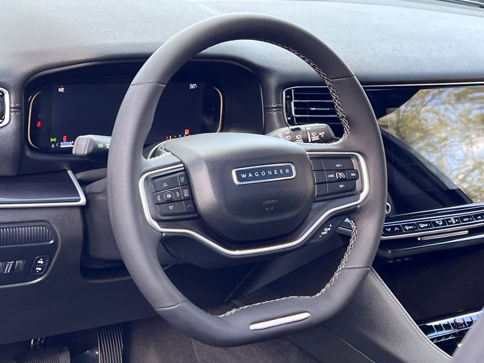 2024 Jeep Wagoneer Base