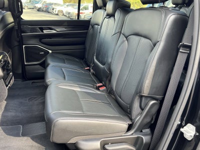 2024 Jeep Wagoneer Base