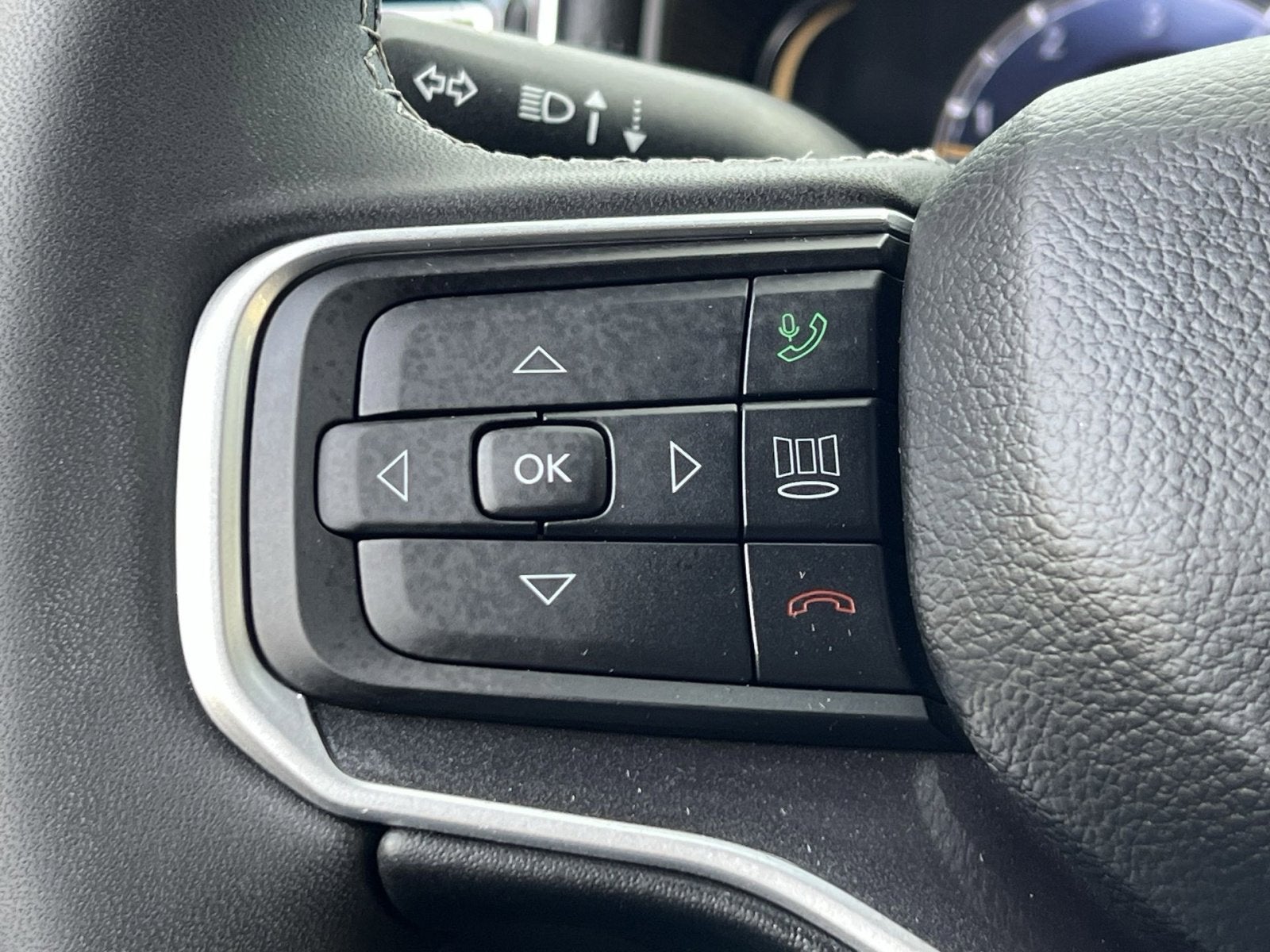 2024 Jeep Wagoneer Base