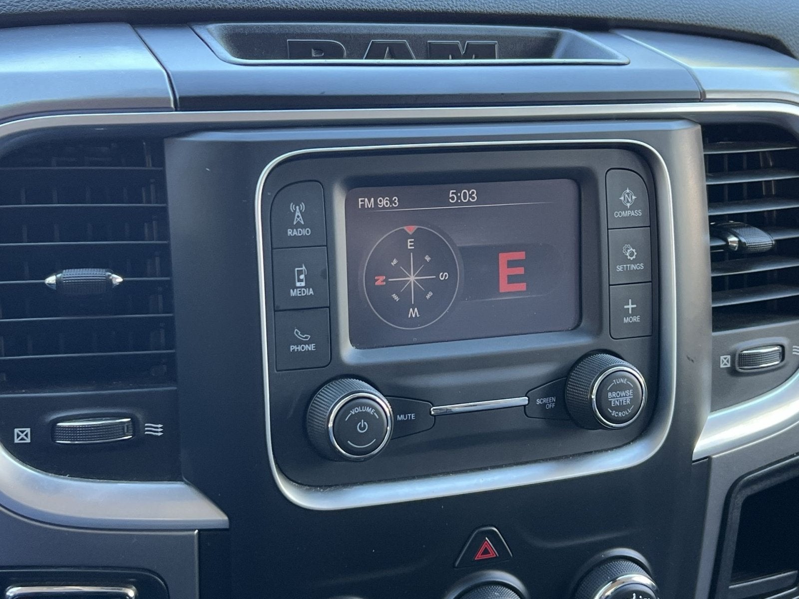 2024 RAM 1500 Classic SLT