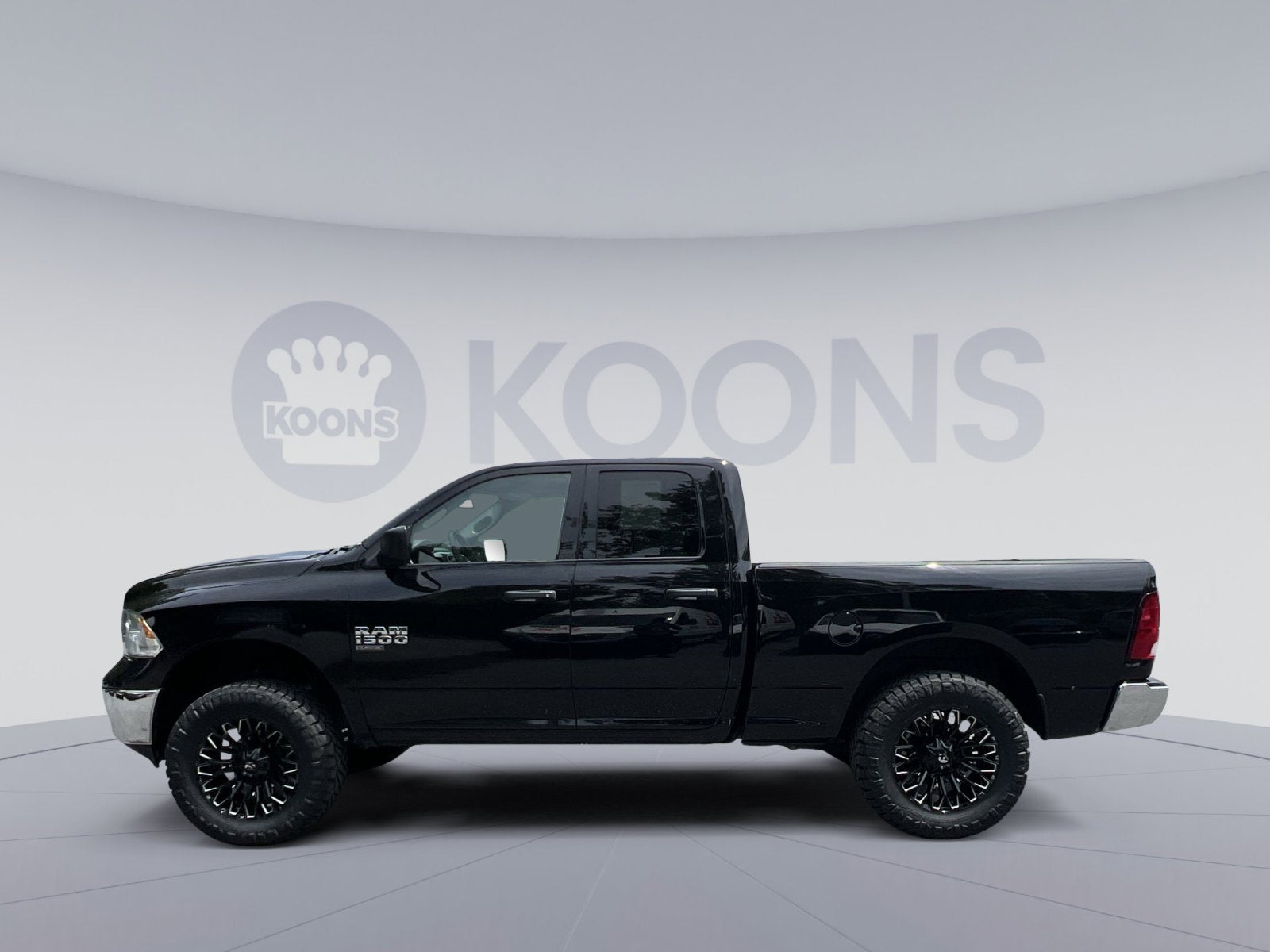 2024 RAM 1500 Classic SLT