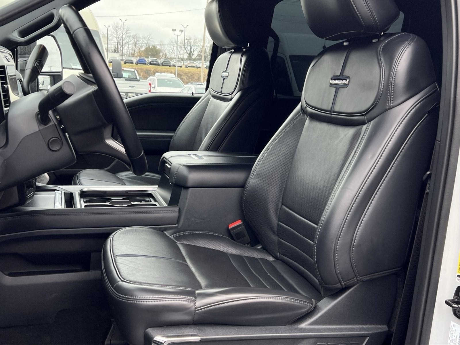 2025 Ford F-350SD Platinum