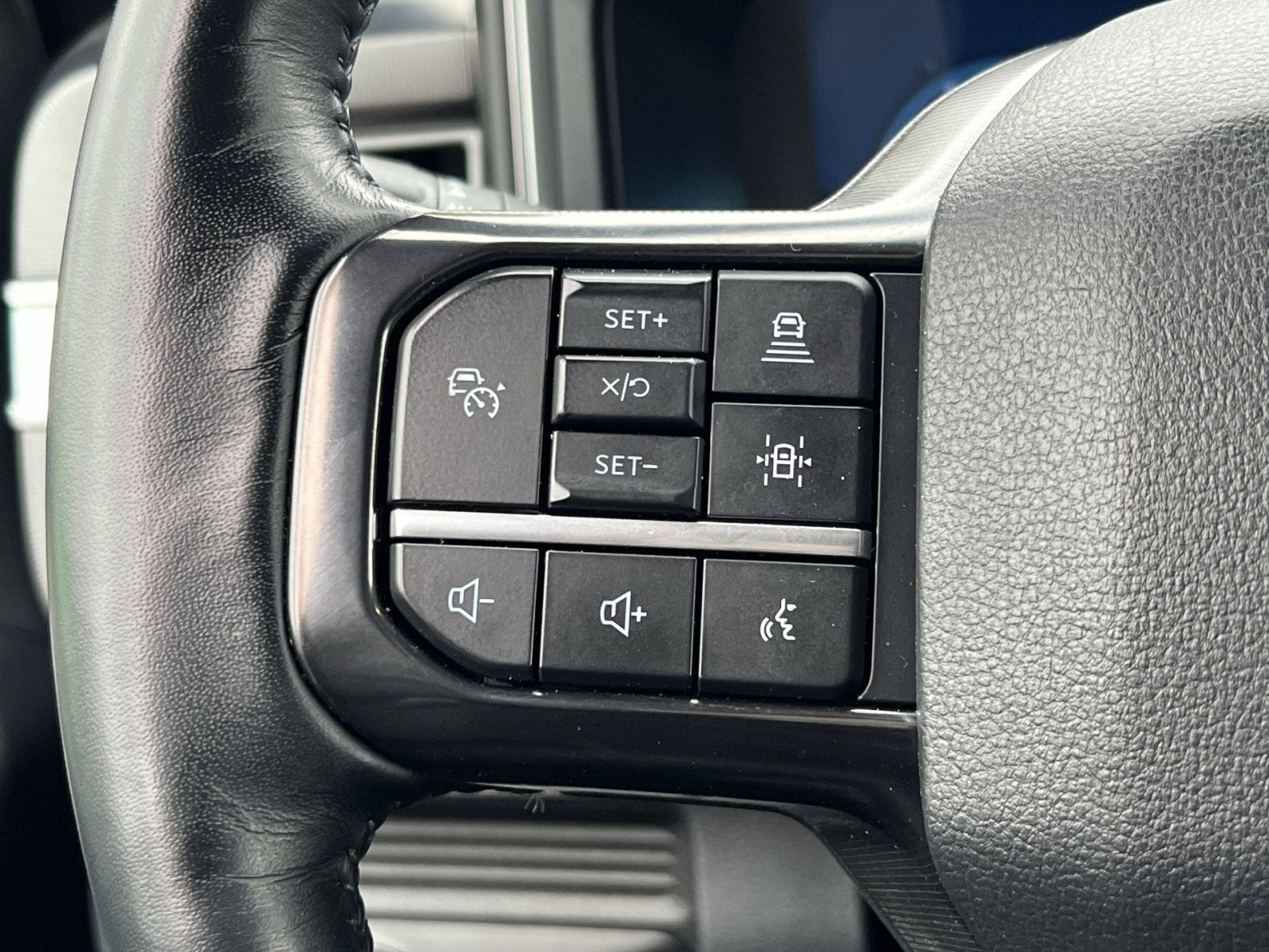 2025 Ford F-350SD Platinum