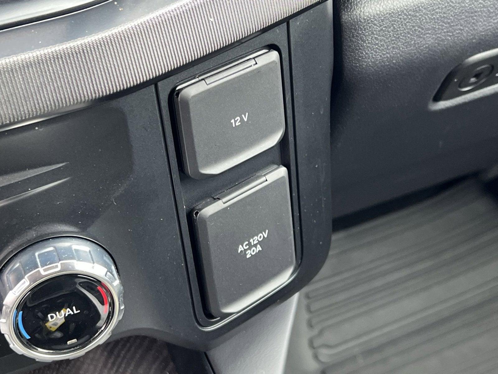 2025 Ford F-350SD Platinum