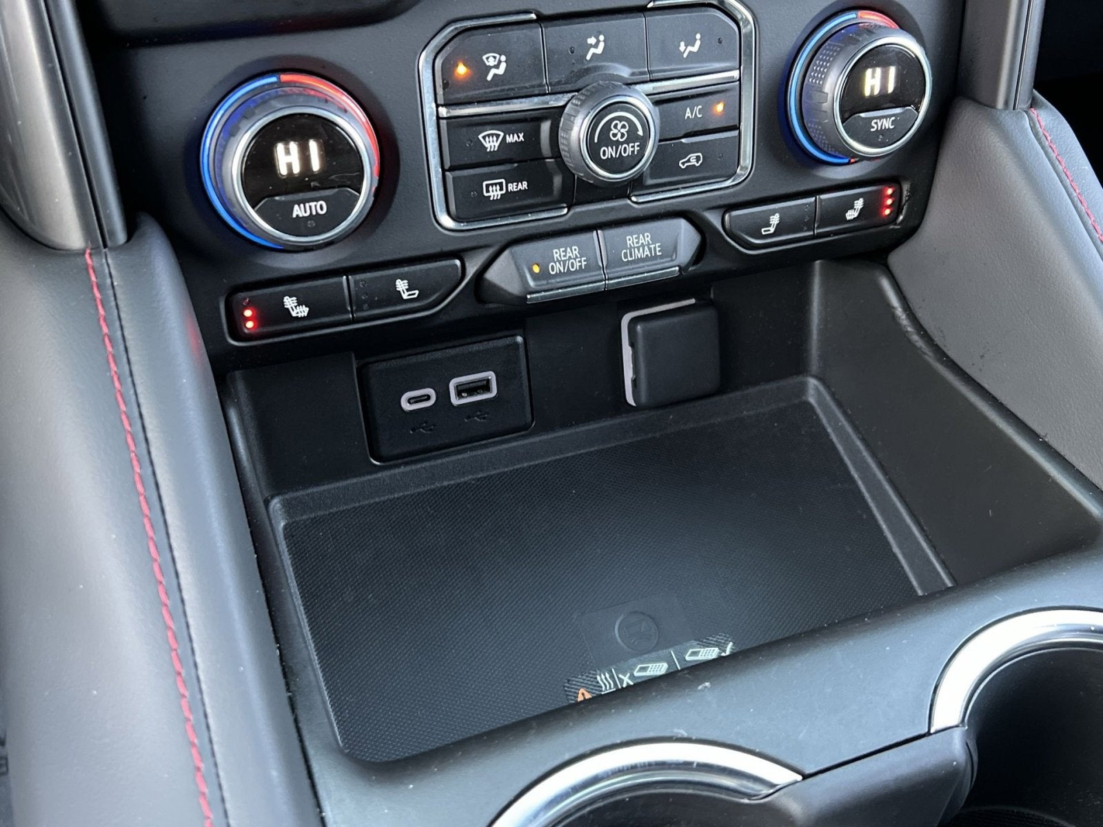 2024 Chevrolet Tahoe RST