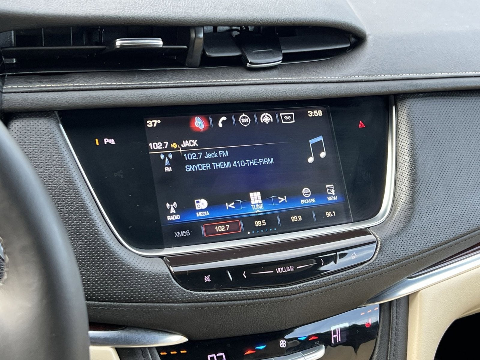 2017 Cadillac XT5 Luxury