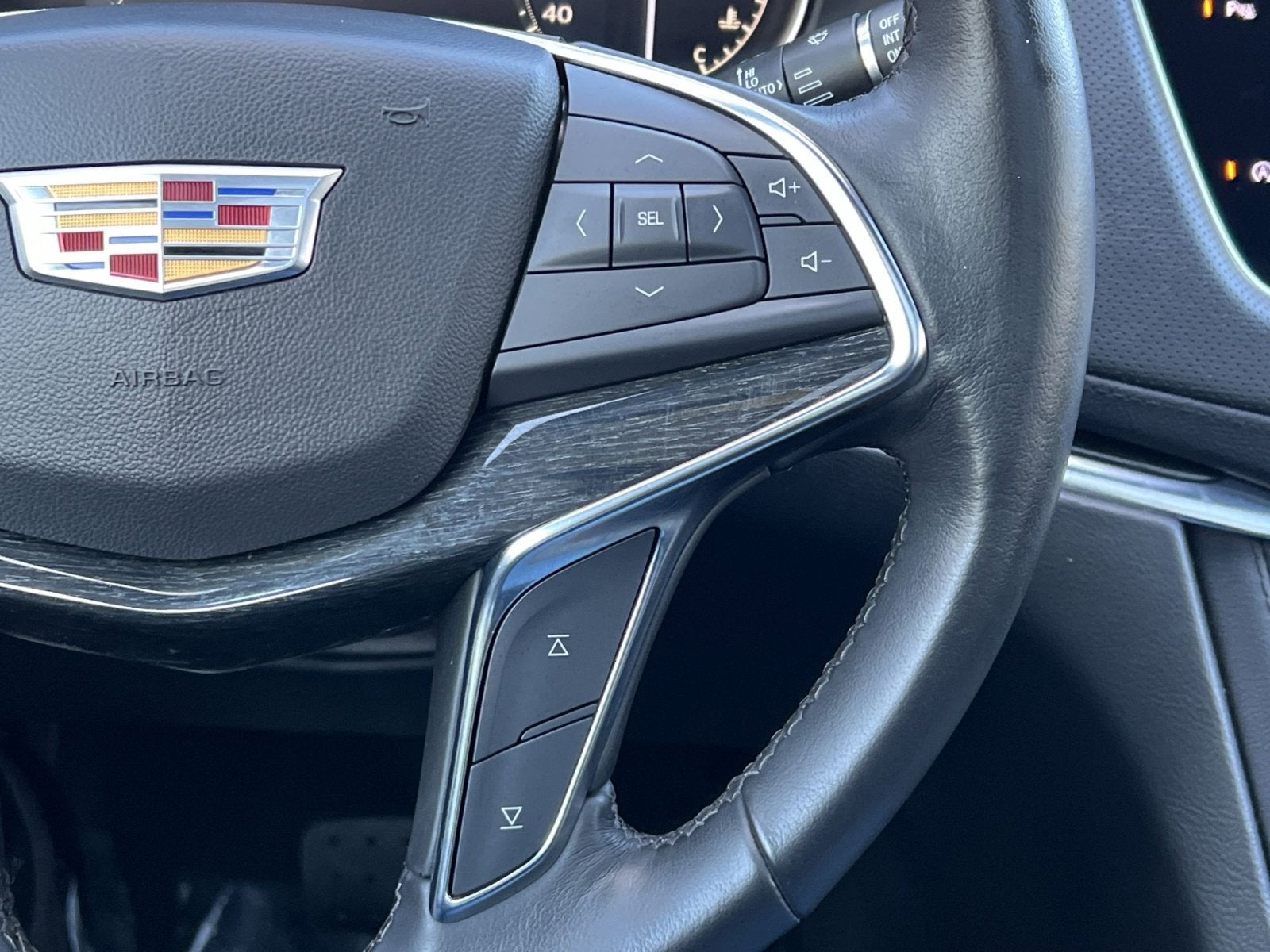 2023 Cadillac XT5 Premium Luxury