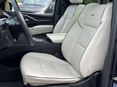 2024 Cadillac Escalade Sport