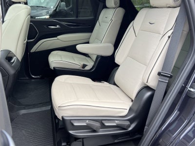 2024 Cadillac Escalade Sport