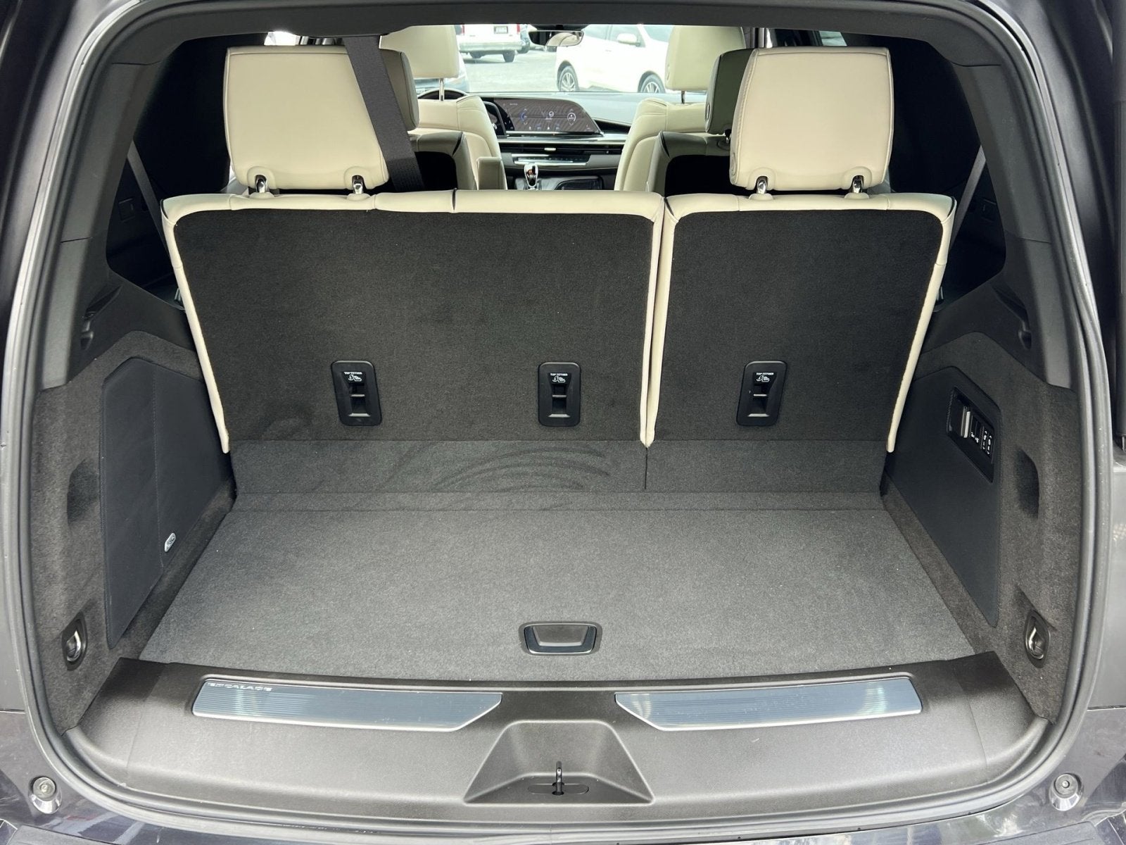 2024 Cadillac Escalade Sport