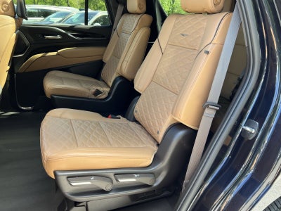 2023 Cadillac Escalade Sport