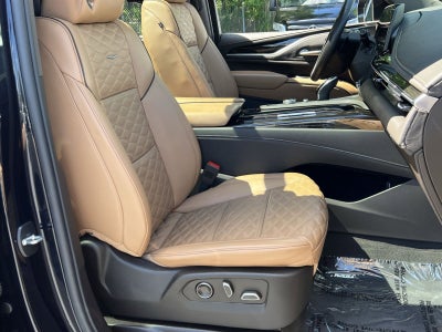 2023 Cadillac Escalade Sport