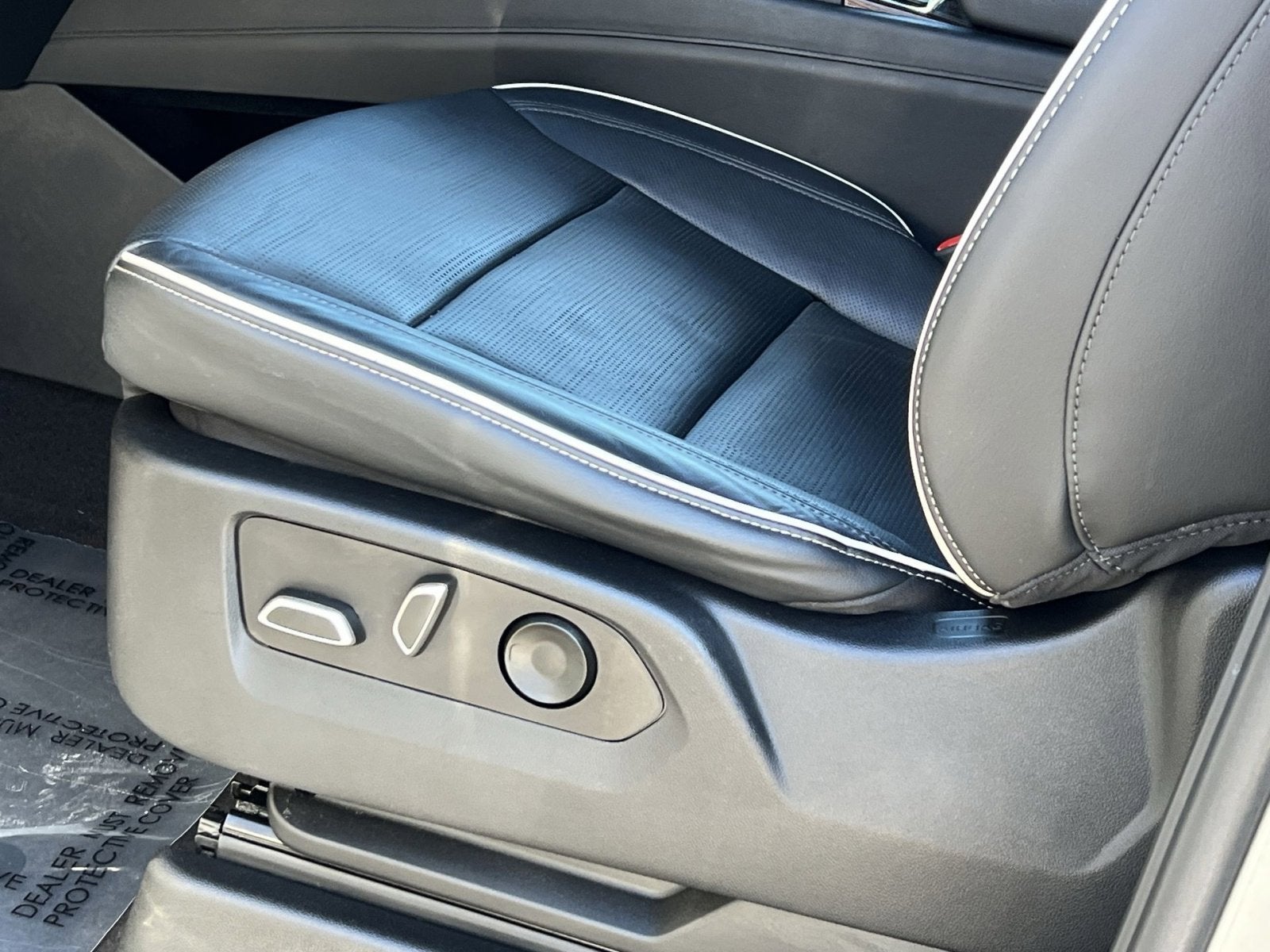 2023 Cadillac Escalade ESV Premium