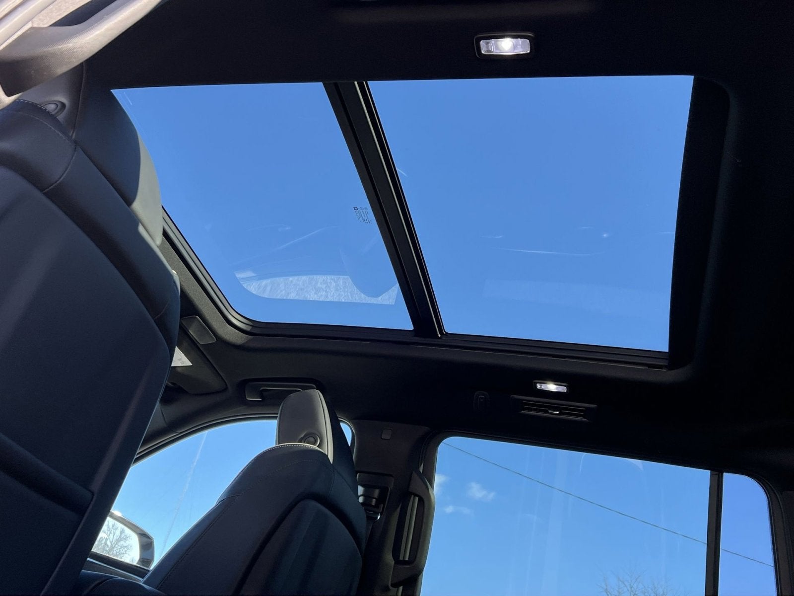 2023 Cadillac Escalade ESV Premium