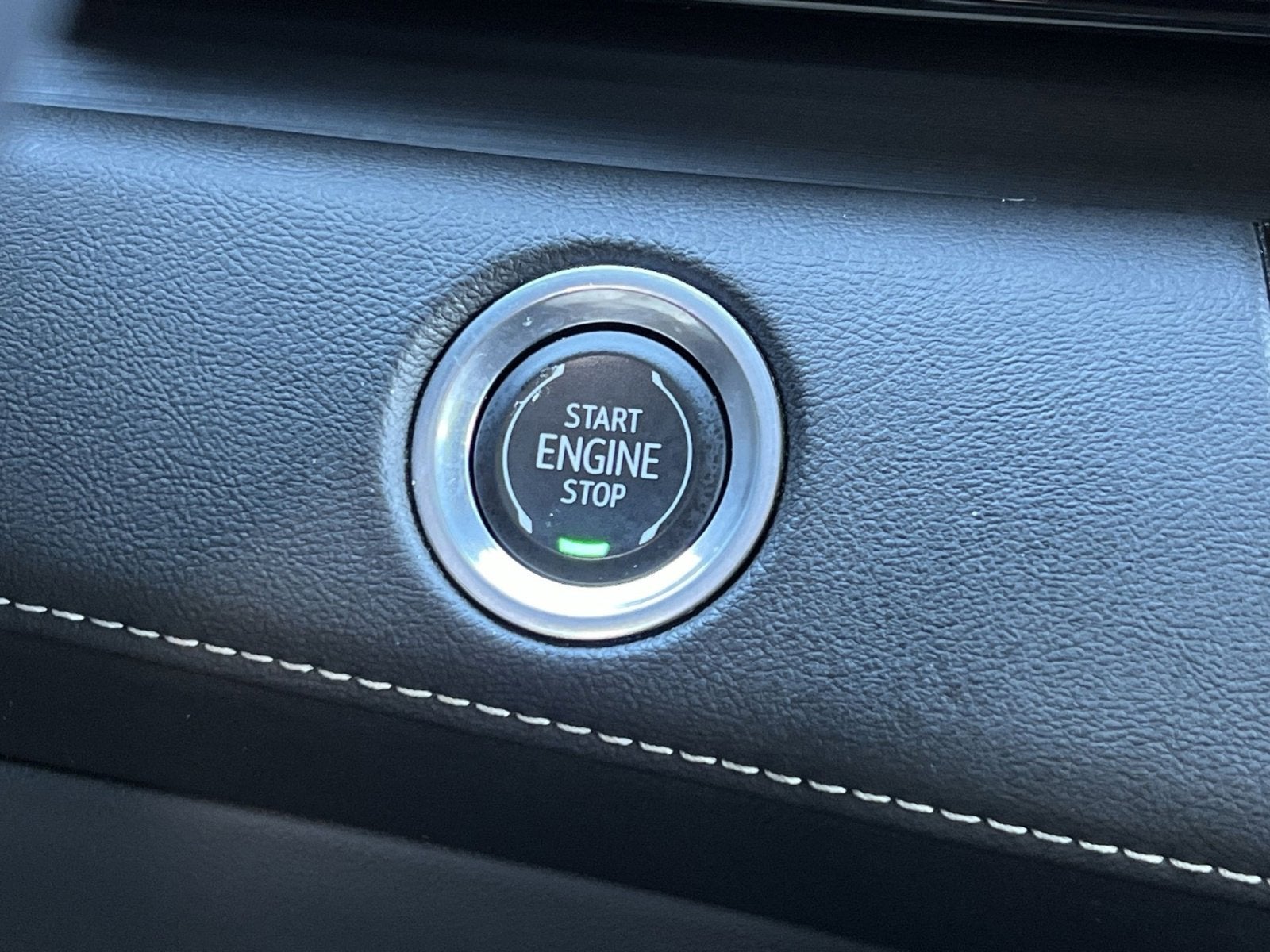 2023 Cadillac Escalade ESV Premium