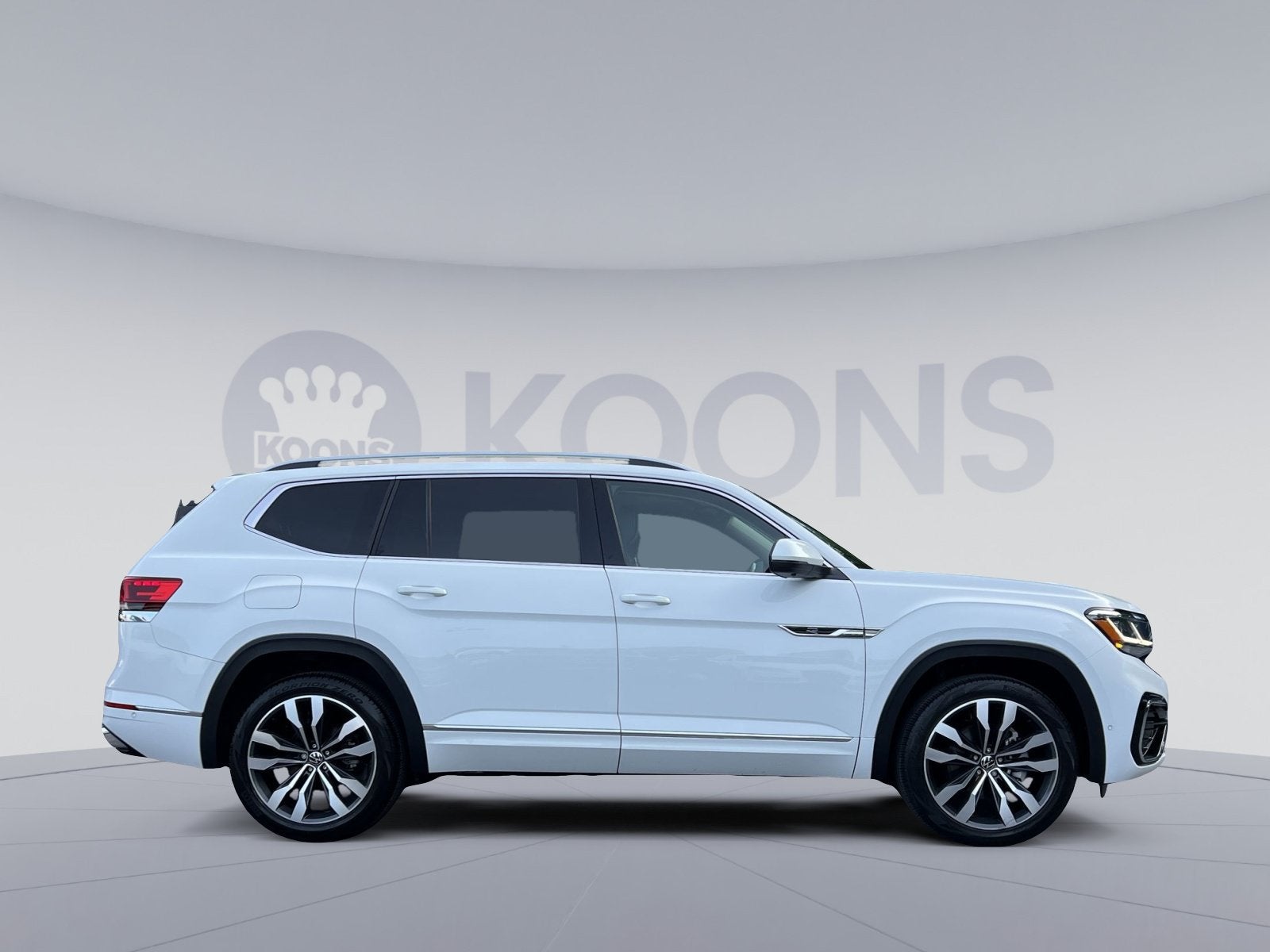 2022 Volkswagen Atlas 3.6L V6 SEL Premium R-Line