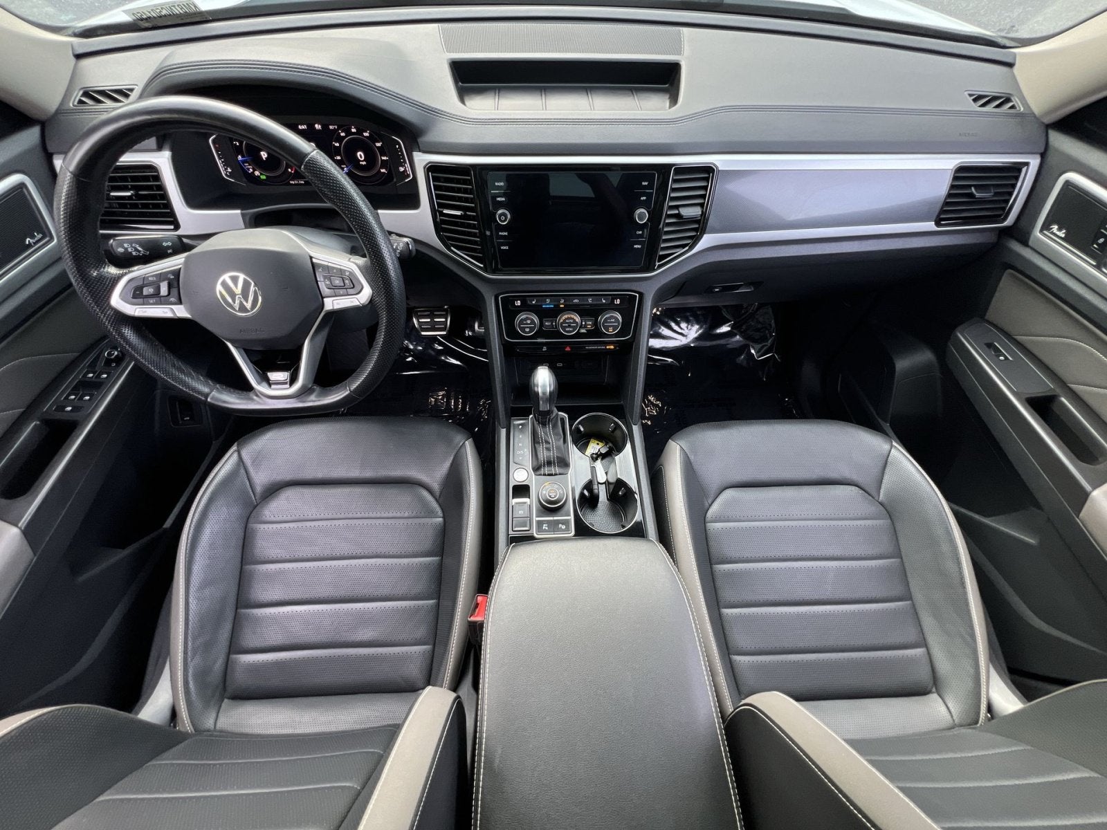 2022 Volkswagen Atlas 3.6L V6 SEL Premium R-Line