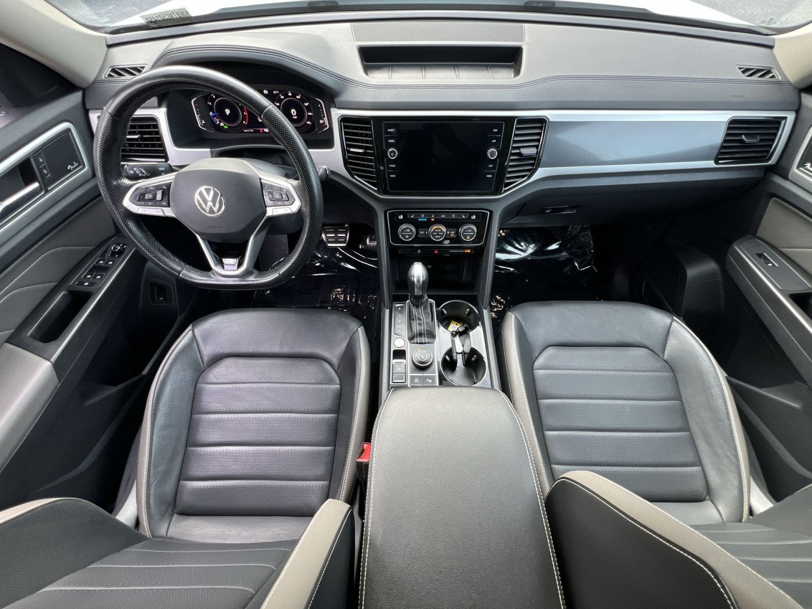 2022 Volkswagen Atlas 3.6L V6 SEL Premium R-Line