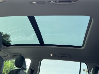 2022 Volkswagen Atlas 3.6L V6 SEL Premium R-Line