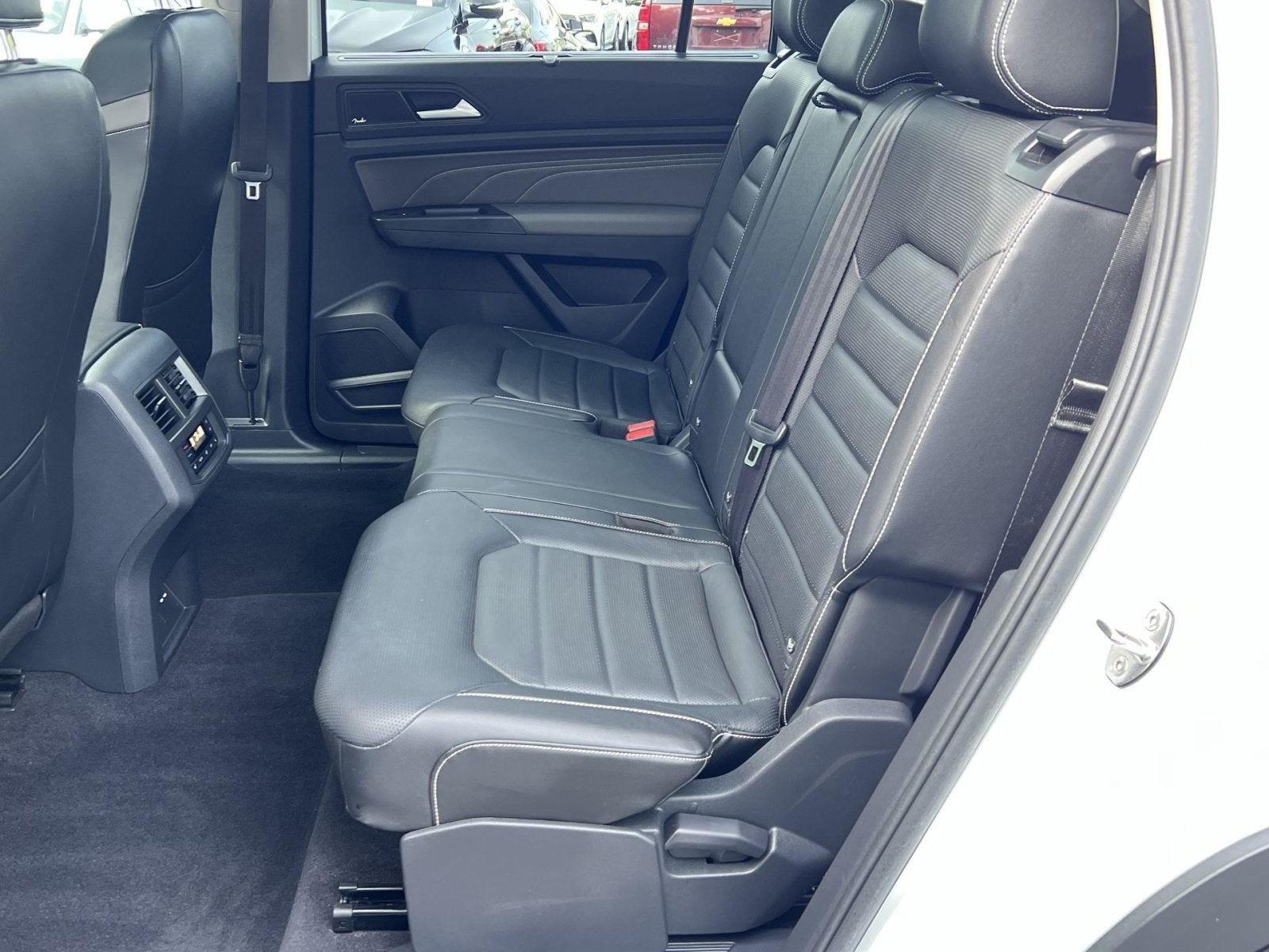 2022 Volkswagen Atlas 3.6L V6 SEL Premium R-Line