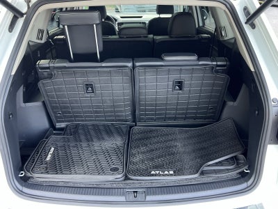 2022 Volkswagen Atlas 3.6L V6 SEL Premium R-Line