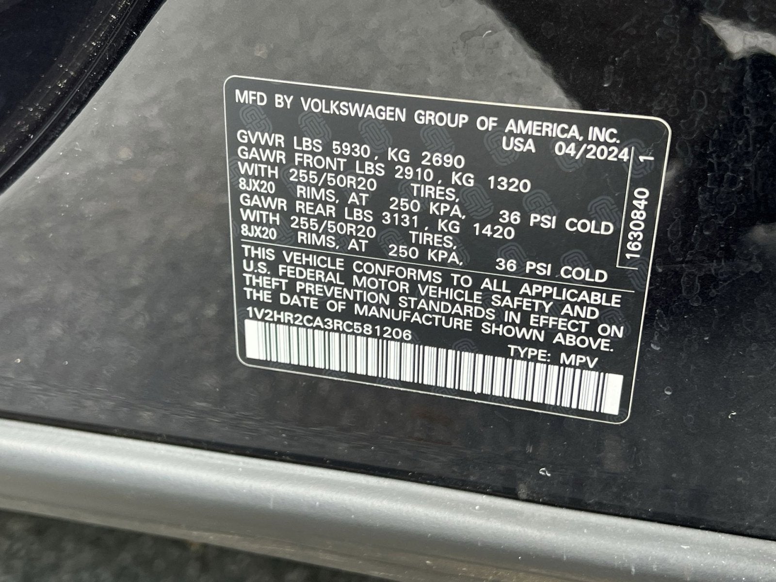 2024 Volkswagen Atlas 2.0T SE w/Technology