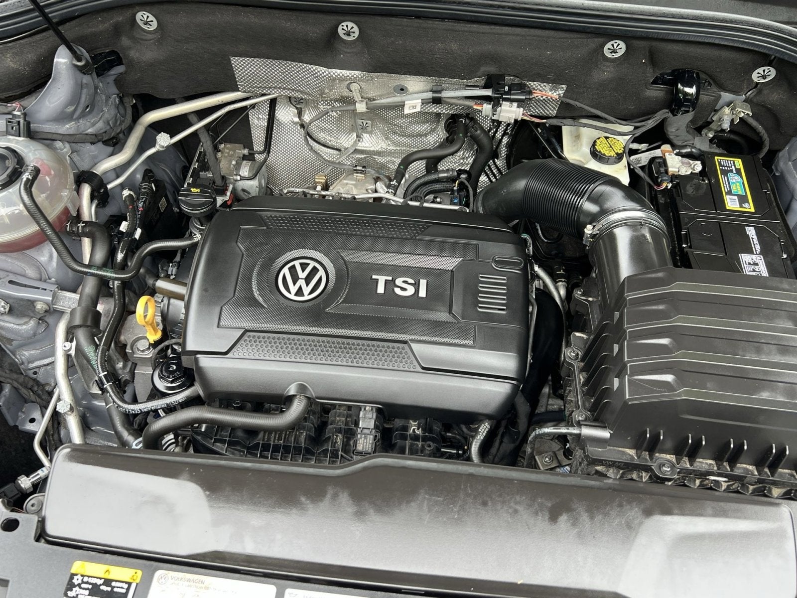 2022 Volkswagen Atlas Cross Sport 2.0T SE w/Technology