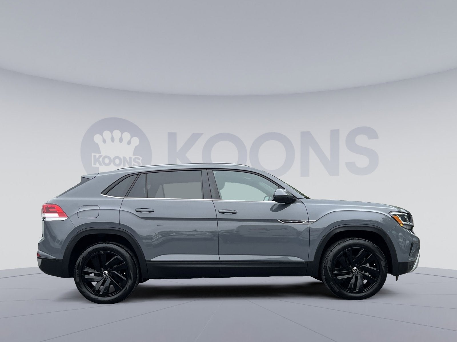 2022 Volkswagen Atlas Cross Sport 2.0T SE w/Technology