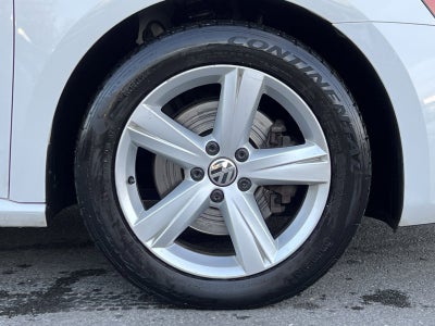 2013 Volkswagen Passat 2.5 SE