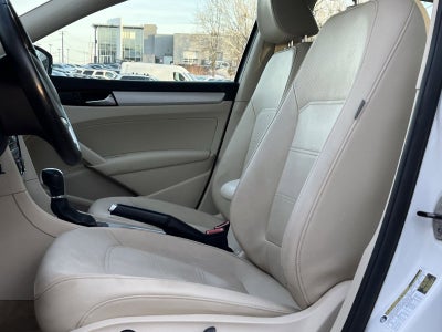 2013 Volkswagen Passat 2.5 SE