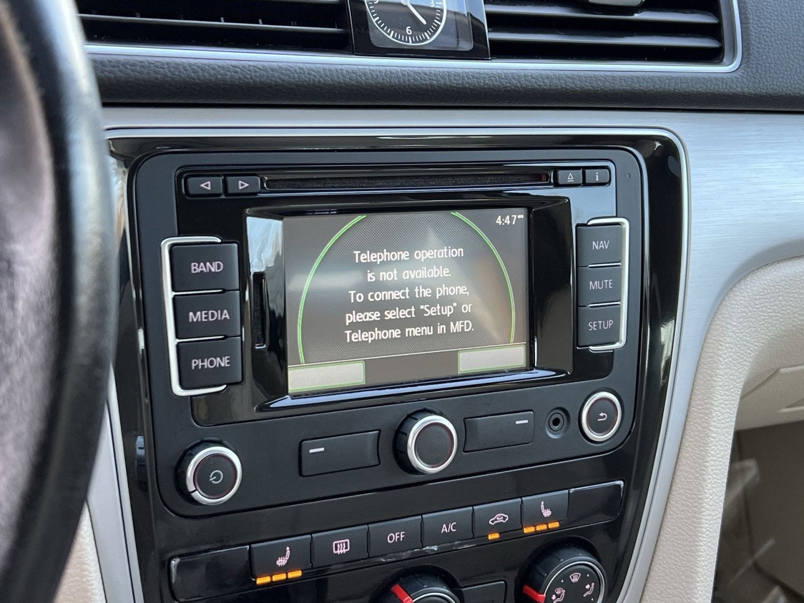 2013 Volkswagen Passat 2.5 SE