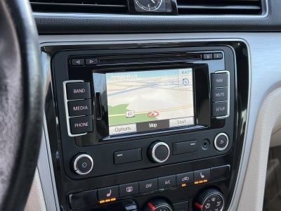 2013 Volkswagen Passat 2.5 SE