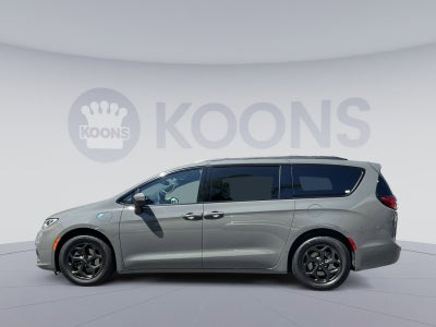 2023 Chrysler Pacifica Hybrid Touring L