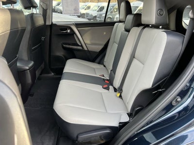 2017 Toyota RAV4 Platinum