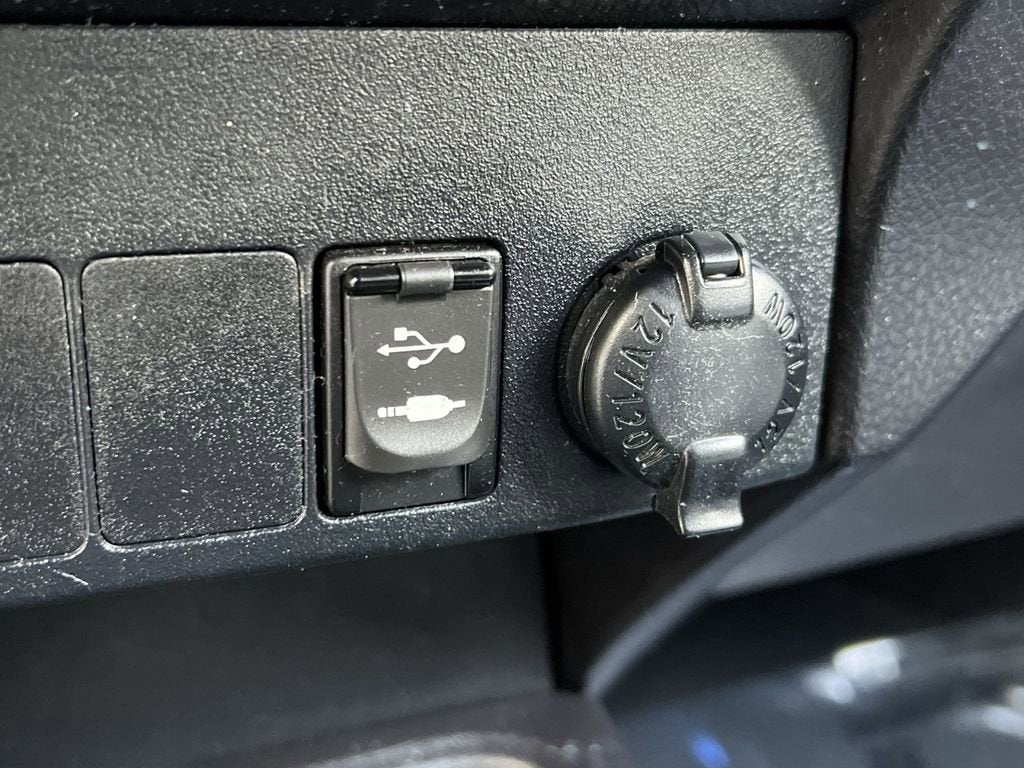 2017 Toyota RAV4 Platinum