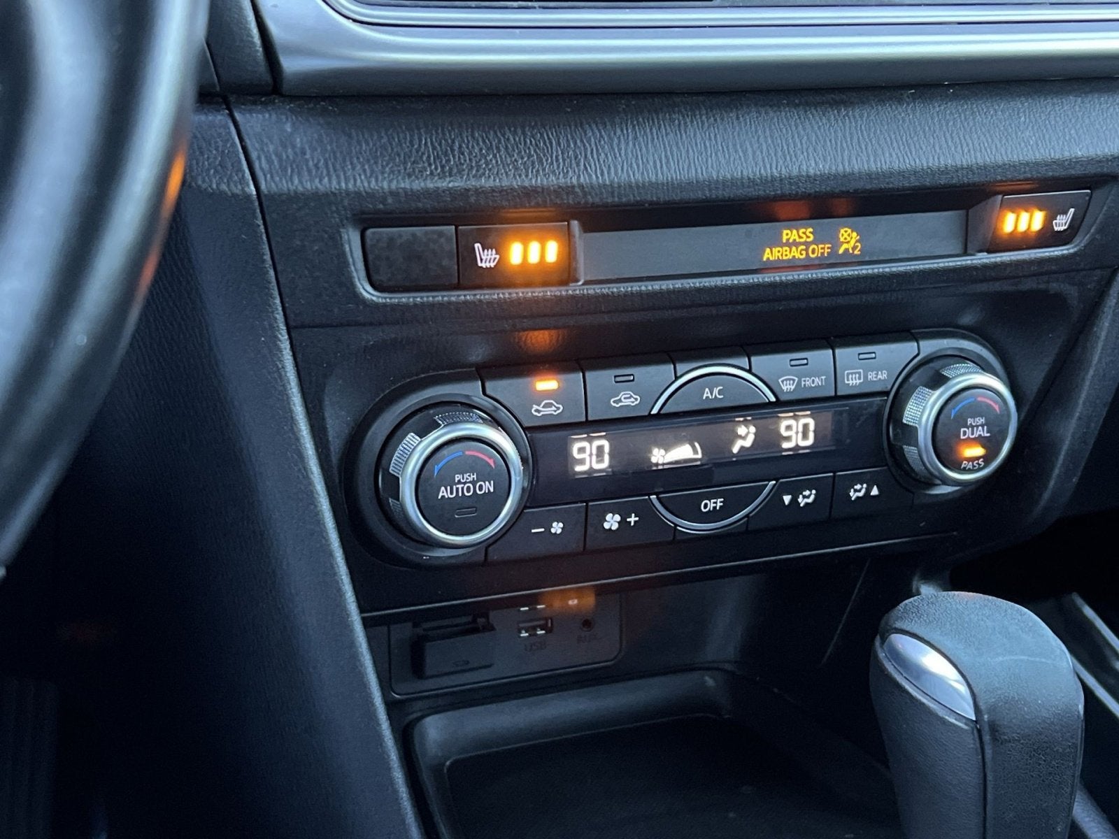 2018 Mazda Mazda3 Touring