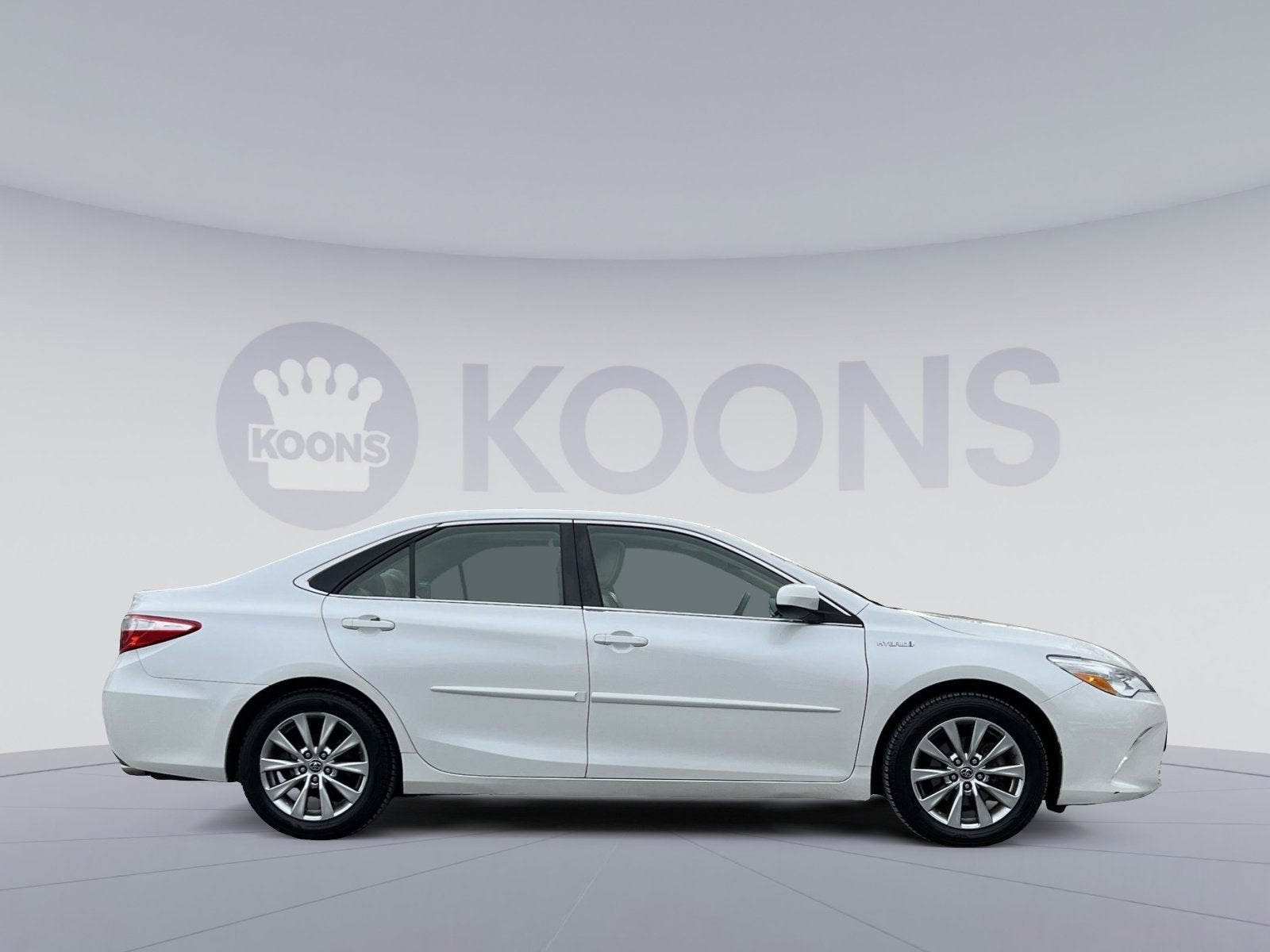 2015 Toyota Camry Hybrid LE