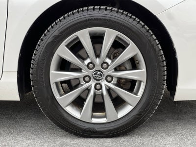 2015 Toyota Camry Hybrid LE