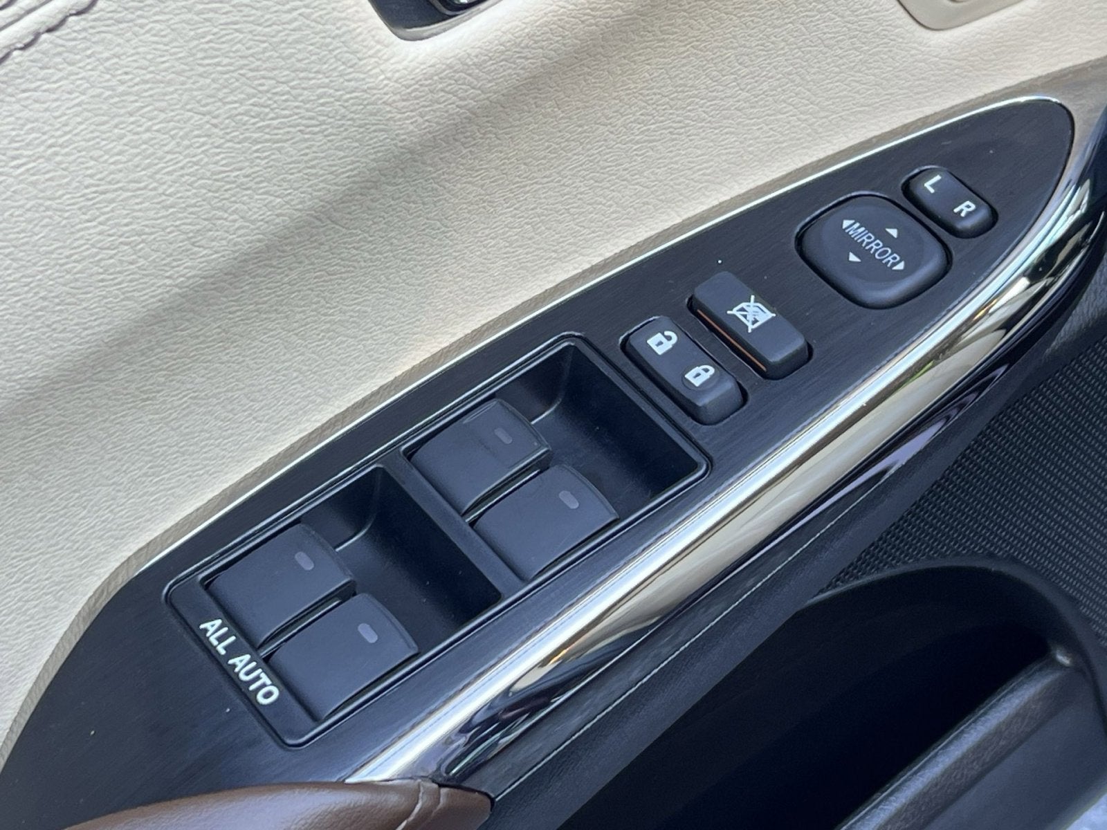 2017 Toyota Avalon XLE
