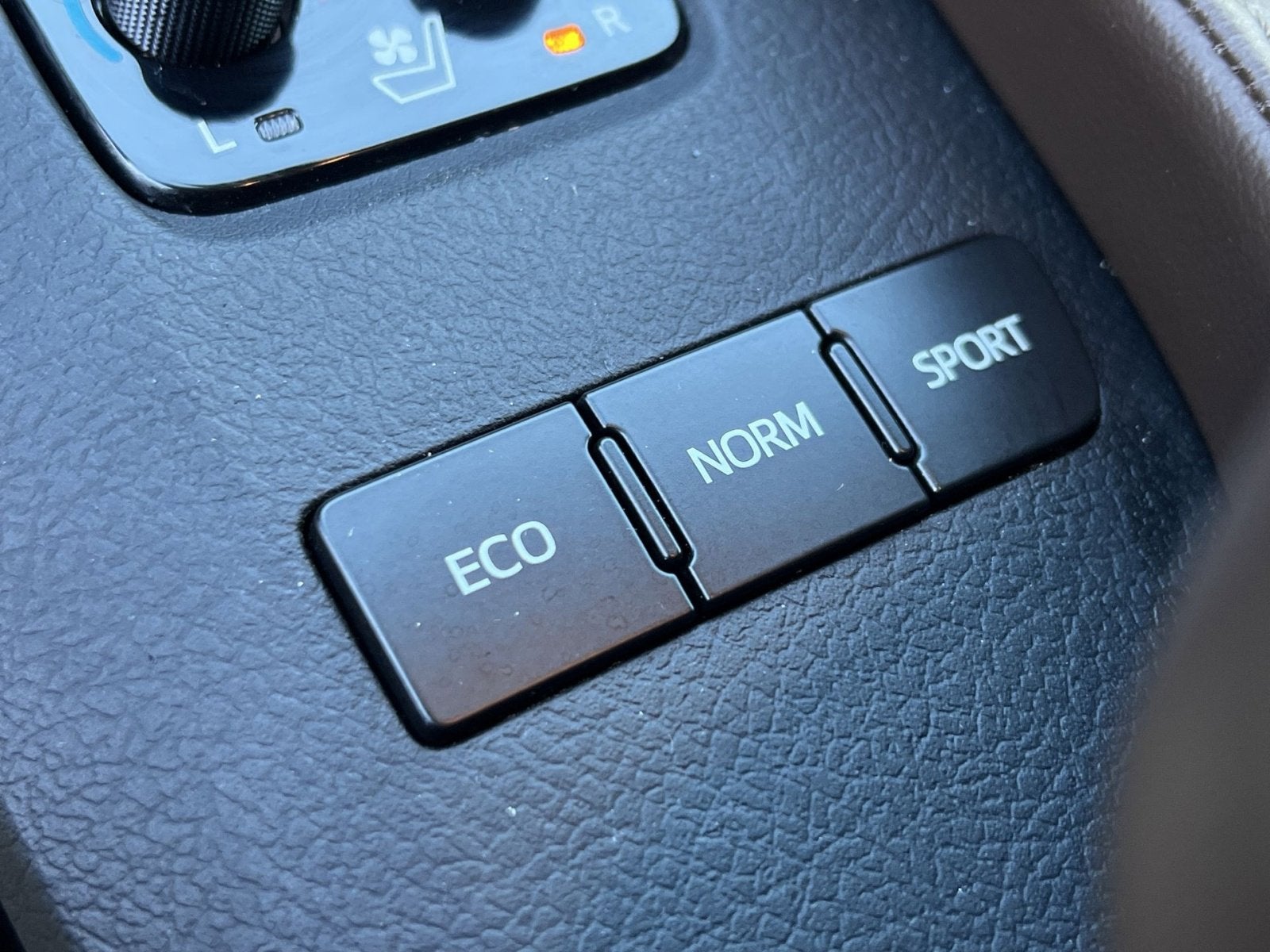 2017 Toyota Avalon XLE