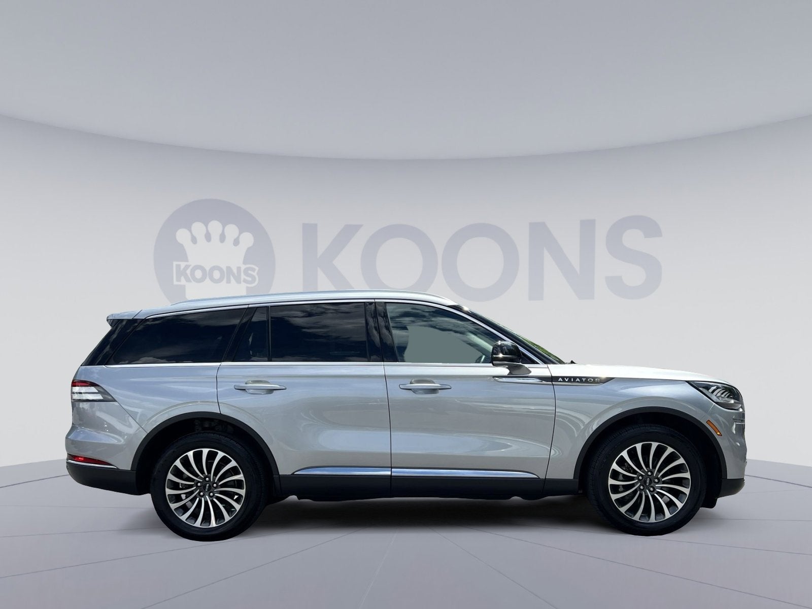 2022 Lincoln Aviator Standard