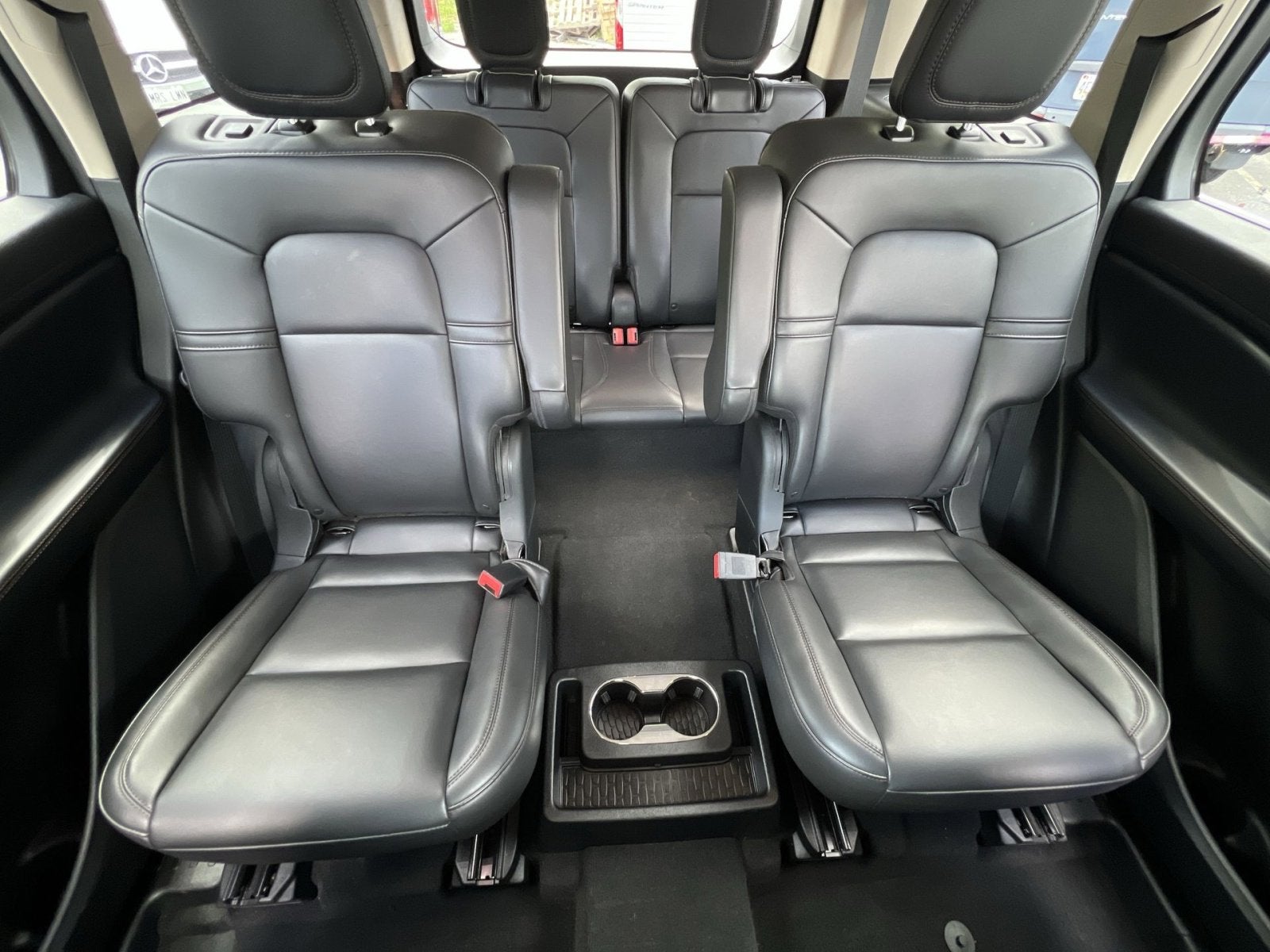 2022 Lincoln Aviator Standard