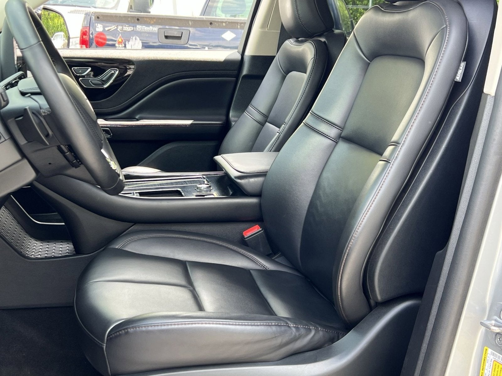 2022 Lincoln Aviator Standard