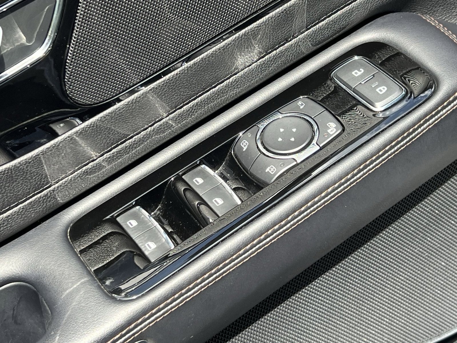 2022 Lincoln Aviator Standard