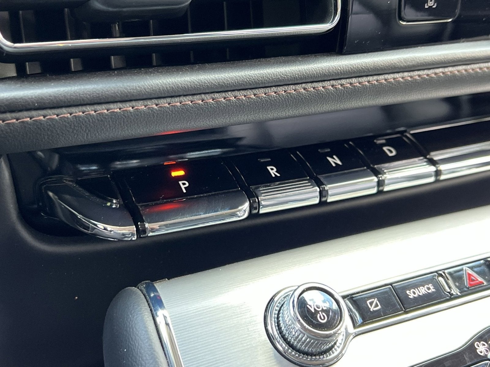 2022 Lincoln Aviator Standard