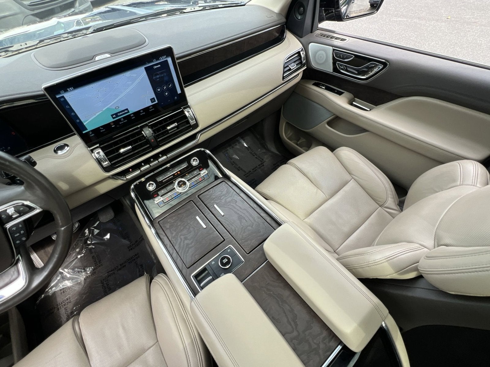 2022 Lincoln Navigator L Reserve