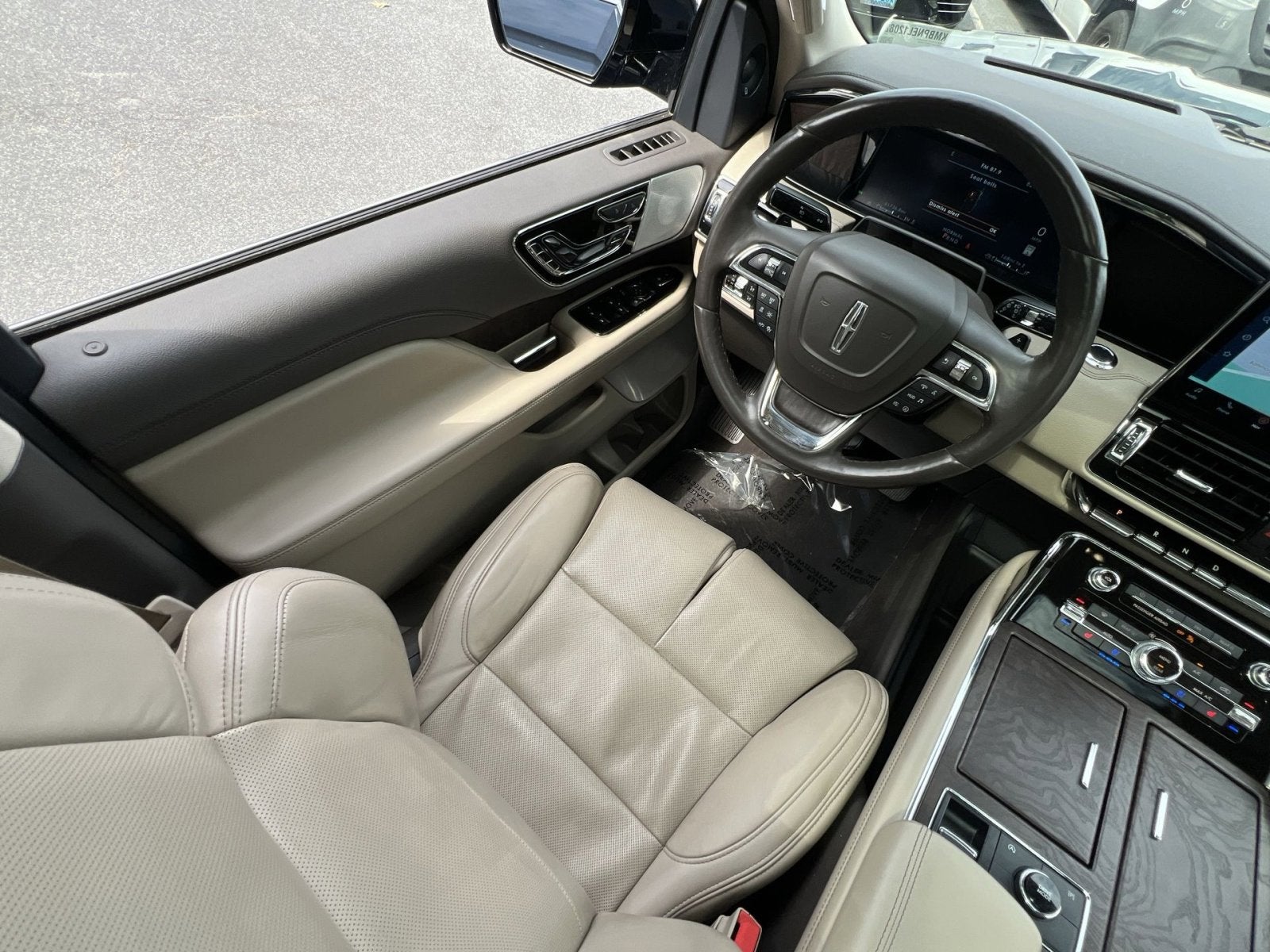 2022 Lincoln Navigator L Reserve