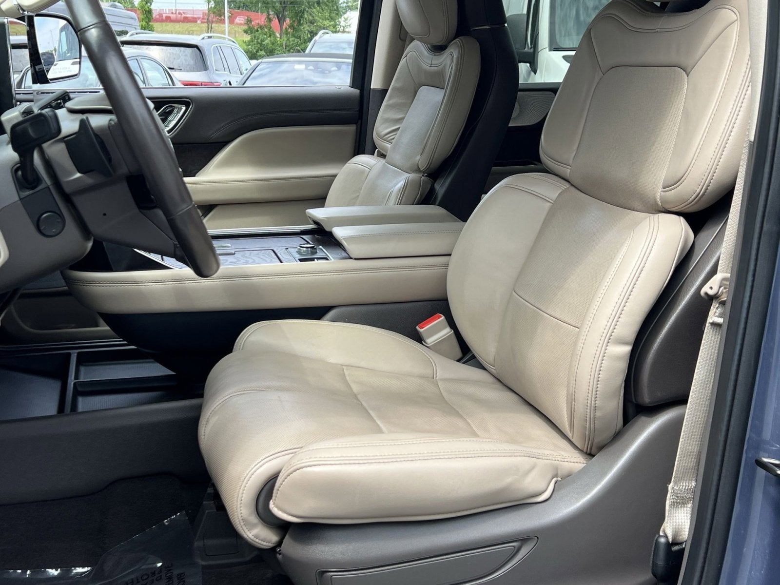 2022 Lincoln Navigator L Reserve