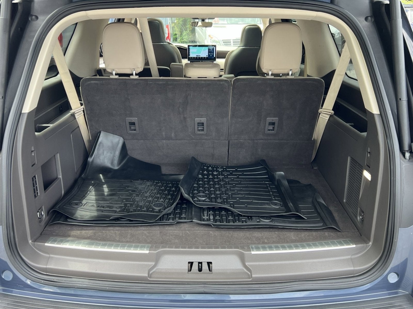 2022 Lincoln Navigator L Reserve