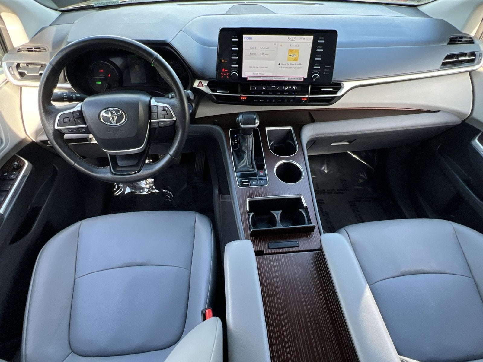2024 Toyota Sienna XLE